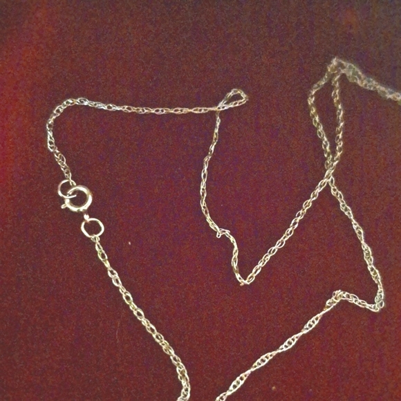 Vintage 9kt Gold Precious Moments Locket - Picture 7 of 8